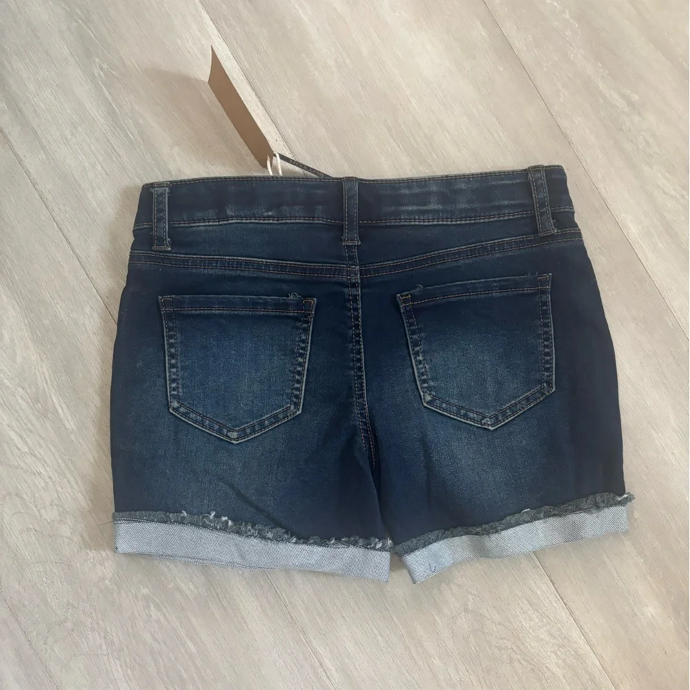 NWT - Hippie Girl Jean Shorts -‎ Size 12